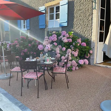 Domaine De La Carrere Guest house *
