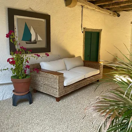 Gasthof Domaine De La Carrere *